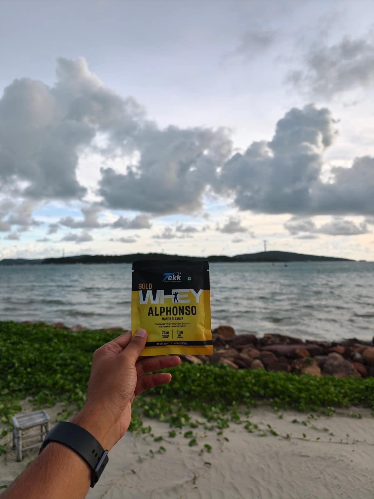 TsaTekk travel sachets — single-serve whey protein packs for travel
