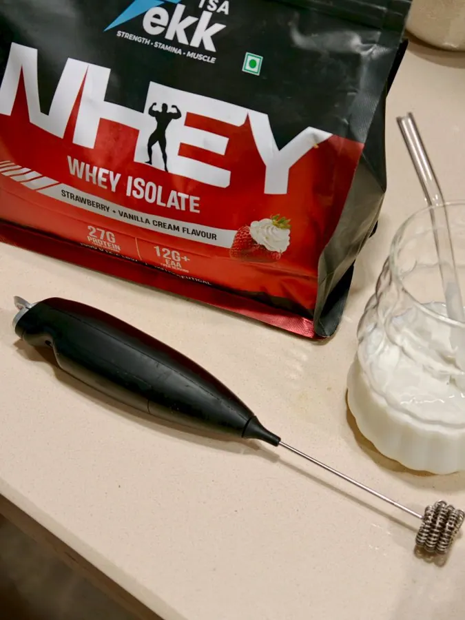 TsaTekk Strawberry Vanilla Smoothie — protein smoothie shake in a glass